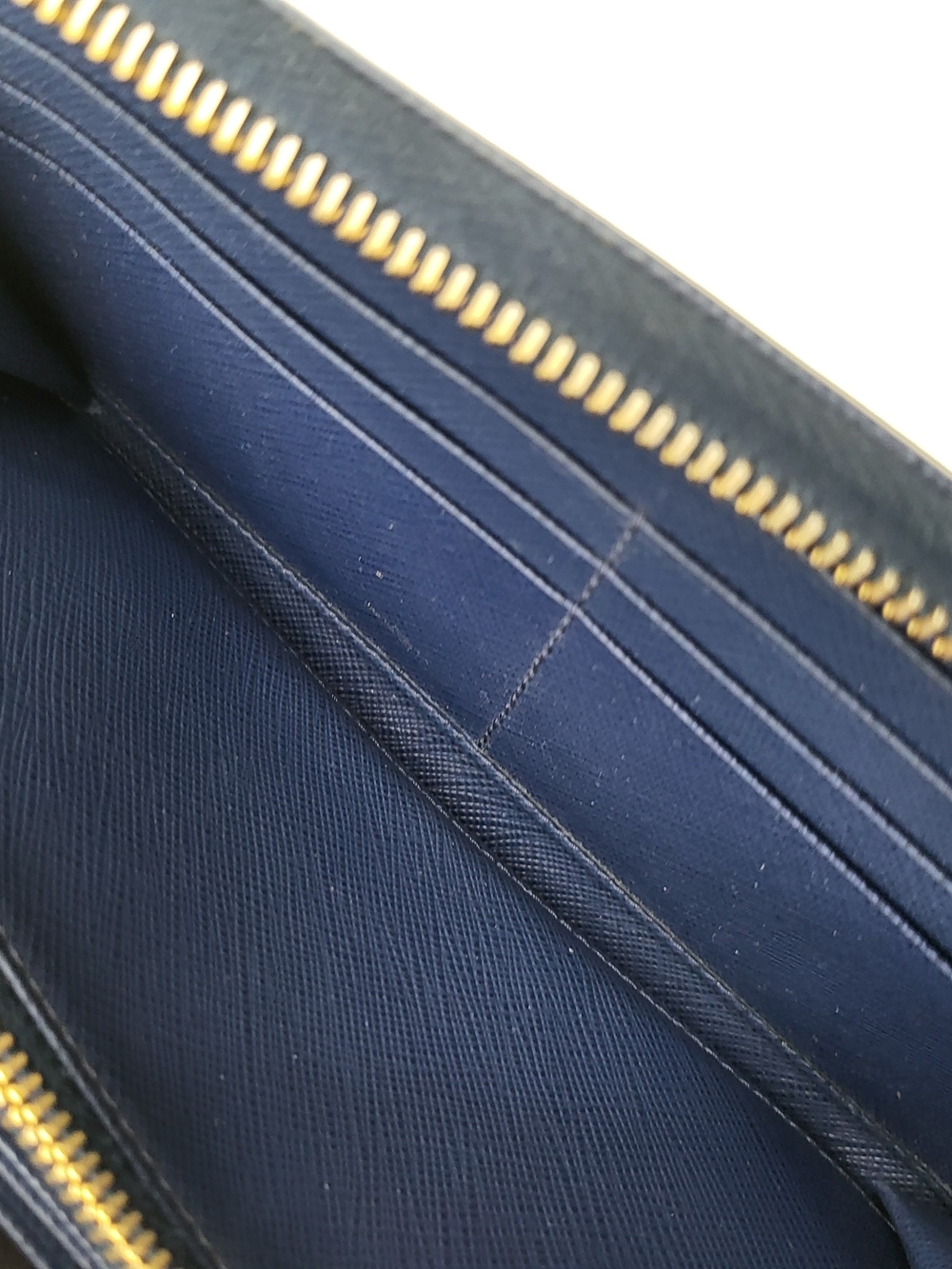 PRADA Blue Saffiano Leather Large Organizer Zip Wallet. Authentic. - Picture 10 of 16